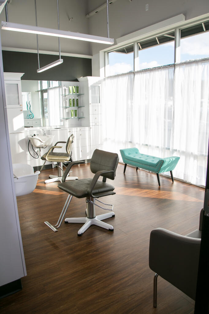 Escape Salon Suites Hudson Wisconsin 